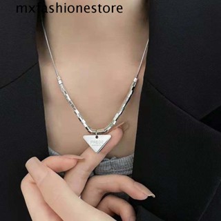 Mxfashione สร้อยคอ จี้สามเหลี่ยม หรูหรา ปาร์ตี้ ของขวัญ ผู้ชาย ผู้หญิง ลูกปัดลูกบาศก์ สไตล์เกาหลี ตัวอักษรเหล็กไทเทเนียม สีแดง สร้อยคอผู้หญิง