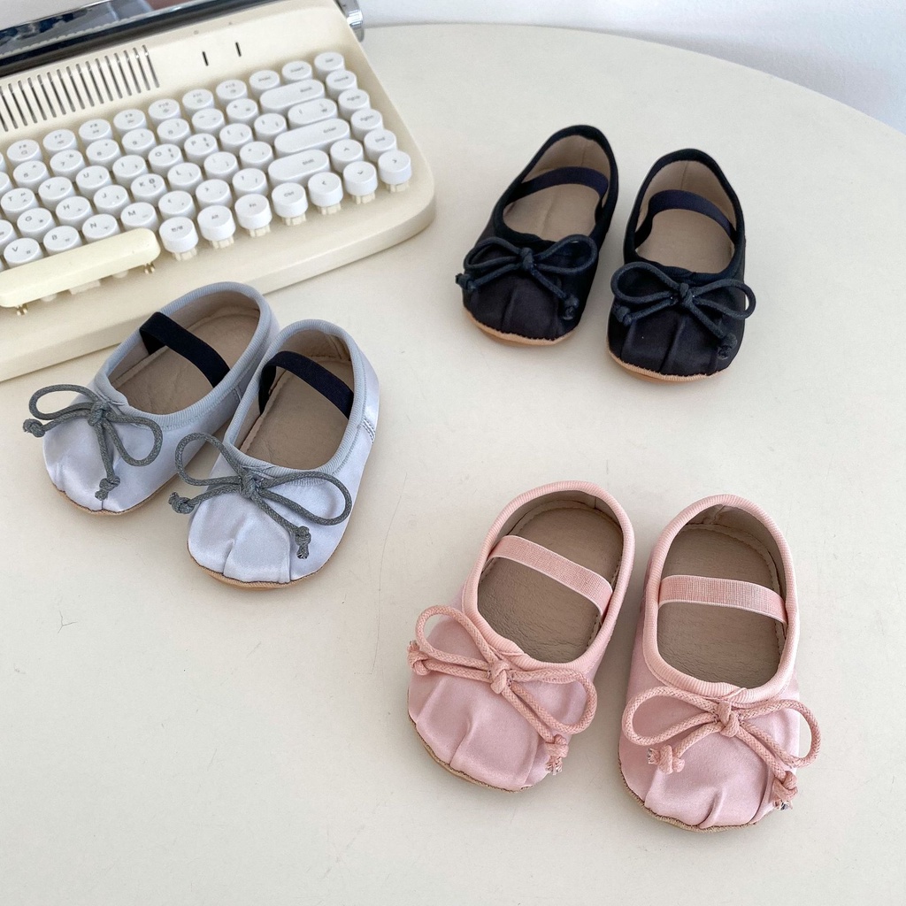 ฤดูใบไม้ผลิ Laced-Up Bowknot รองเท้าเด็กผู้หญิง All-Match สบาย Anti-Slip ทนต่อการสึกหรอ Breathable Soft-Soled รองเท้า 3 สี SRAW