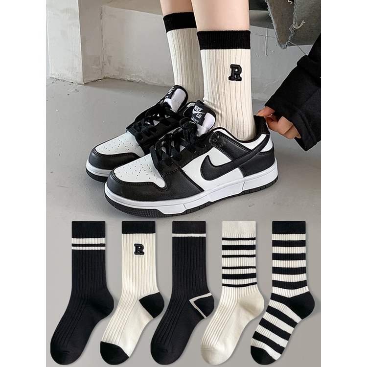 ถุงเท้ากีฬา พิมพ์ลายตัวอักษร และฉลามน่ารัก สไตล์เกาหลี และญี่ปุ่น สําหรับผู้หญิง