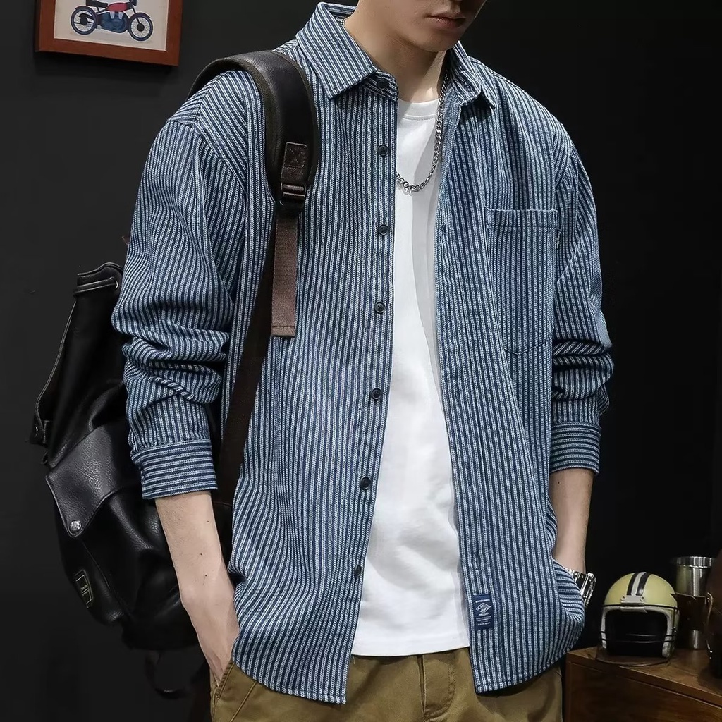 เสื้อเชิ้ตแขนยาวลําลอง พิมพ์ลายทาง ขนาดใหญ่ สไตล์ญี่ปุ่น แฟชั่นสําหรับผู้ชาย และผู้หญิง