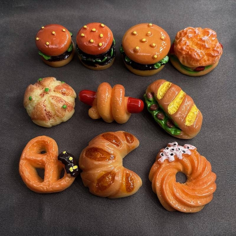 แฮมเบอร์เกอร์บิสกิตขนมปังจําลองอาหารเล่น Jibz Cro รองเท้า Charm DIY น่ารักเรซิ่นเครื่องประดับอุปกรณ์เสริม DIY เคสโทรศัพท์ครีมกาววัสดุ