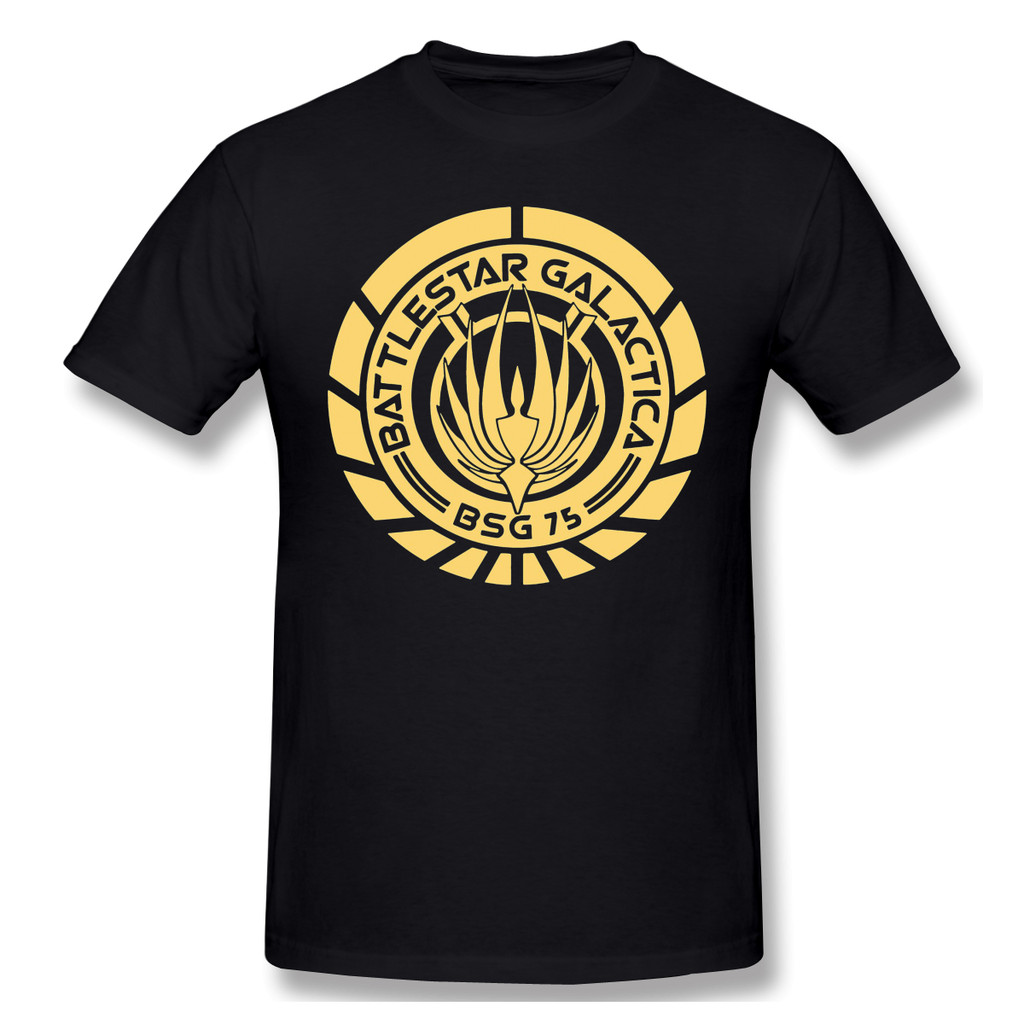 หลายฤดูร้อนลูกเรือคอผ้าฝ้ายเสื้อยืดแขนสั้นเสื้อดำแขนสั้น Battlestar Galactica BSG 75 SciFi ใหม่มาถึง
