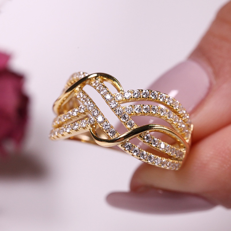 925 เงินสเตอร์ลิง Multi Cross Design Gold สีผู้หญิงแหวนสําหรับงานแต่งงานหรูหรา Paved CZ ประณีตหญิงอุปกรณ์เสริมแฟชั่นโมเดิร์นเครื่องประดับ