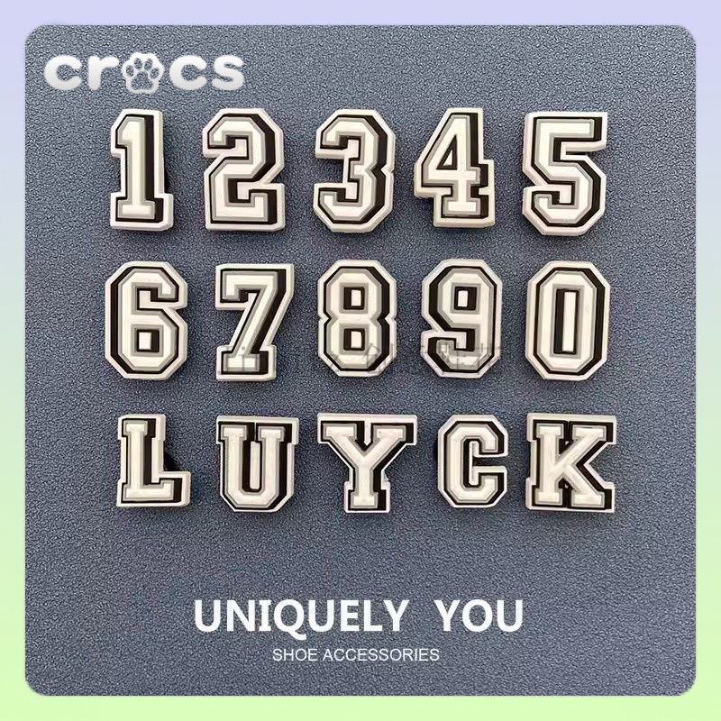jibbitz crocs 0-9 A-Z บักเกิลติดรองเท้า crocs รูปตัวอักษร สีดํา สีขาว แบบสร้างสรรค์