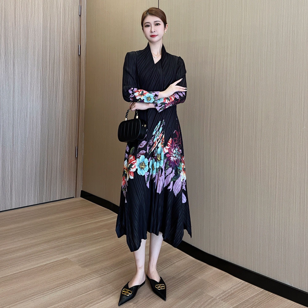 Miyake ชุดเดรส ผ้าพันคอ จับจีบ พิมพ์ลาย ระดับไฮเอนด์ 2024