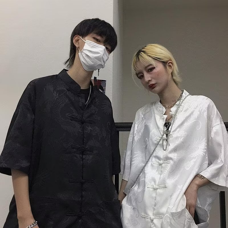 ใหม่ เสื้อยืดลําลอง แขนสั้น ติดกระดุม สไตล์จีน เหมาะกับฤดูร้อน สําหรับผู้ชาย และผู้หญิง