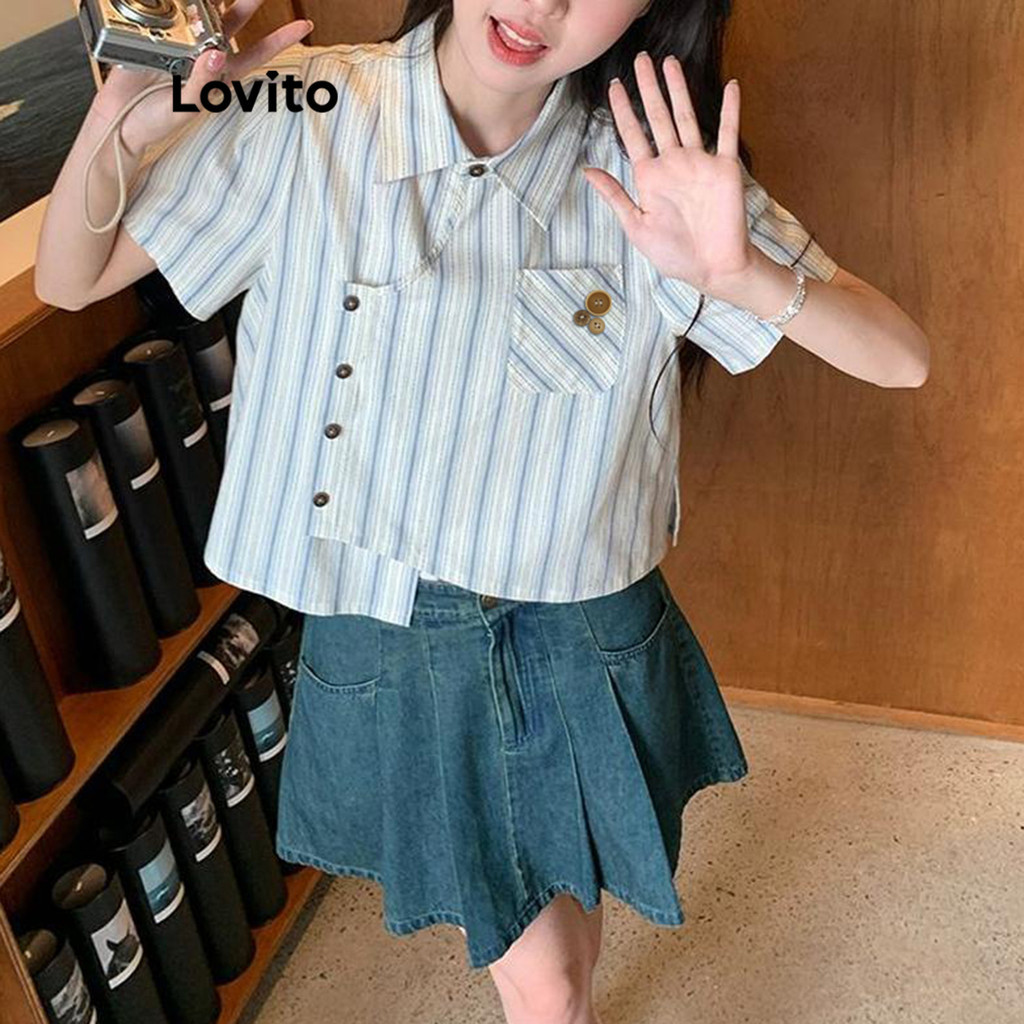 Lovito เสื้อเบลาส์ผู้หญิง แบบอสมมาตร ลายทาง สไตล์ลำลอง LNA59498