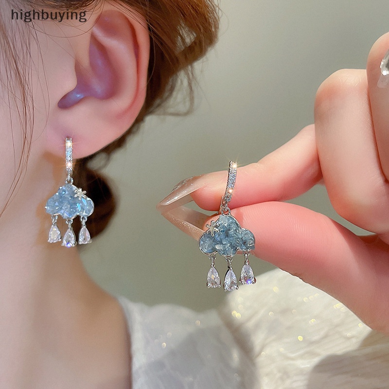 [highbuying] 1 คู่ น่ารัก เมฆ ต่างหูคริสตัล สีฟ้า เมฆฝน ต่างหูหยดน้ํา เพื่อความสวยงาม คาวาอี้ เพทาย ต่างหูหัวเข็มขัด ต่างหูปีใหม่ เครื่องประดับ ของขวัญ สินค้าใหม่