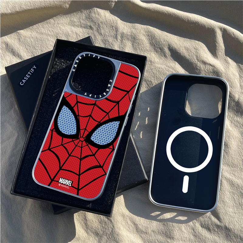 Casetify X เคสโทรศัพท์มือถือแบบแข็ง ผิวด้าน ผิวด้าน แม่เหล็ก ลายสไปเดอร์แมน สีดํา สีเงิน พร้อมกล่อง สําหรับ IPhone 15 14 13 12 Pro Max Plus
