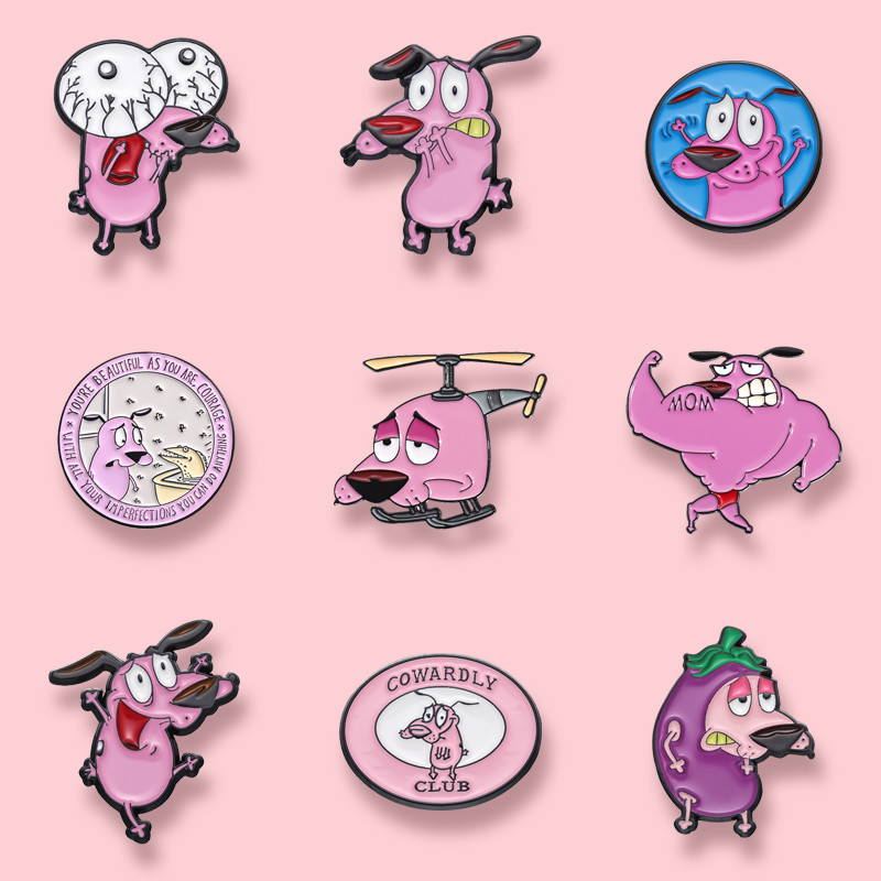 Courage The Cowardly Dog Animation Puppy เข็มกลัดน่ารักตลกสีชมพูสัตว์เคลือบ Badge กระเป๋าเป้สะพายหลังอุปกรณ์เสริมของขวัญสําหรับเพื่อน