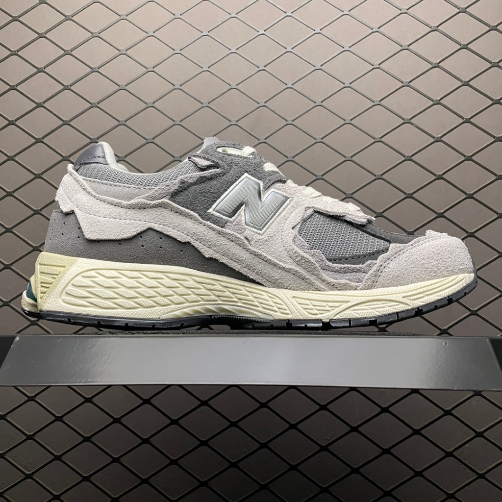 100% original New Balance 2002R "Refined Future" รองเท้าวิ่งผู้ชายผู้หญิงกีฬา M2002RDA