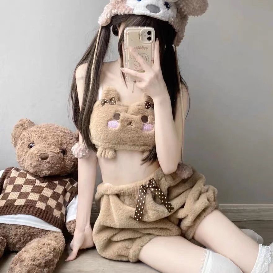 ชุดนอน เสื้อท็อป และกางเกงขาสั้น ผ้ากํามะหยี่ขนนิ่ม ลายหมี Cinnamoroll Kuromi สไตล์ญี่ปุ่น สําหรับเด็กผู้หญิง