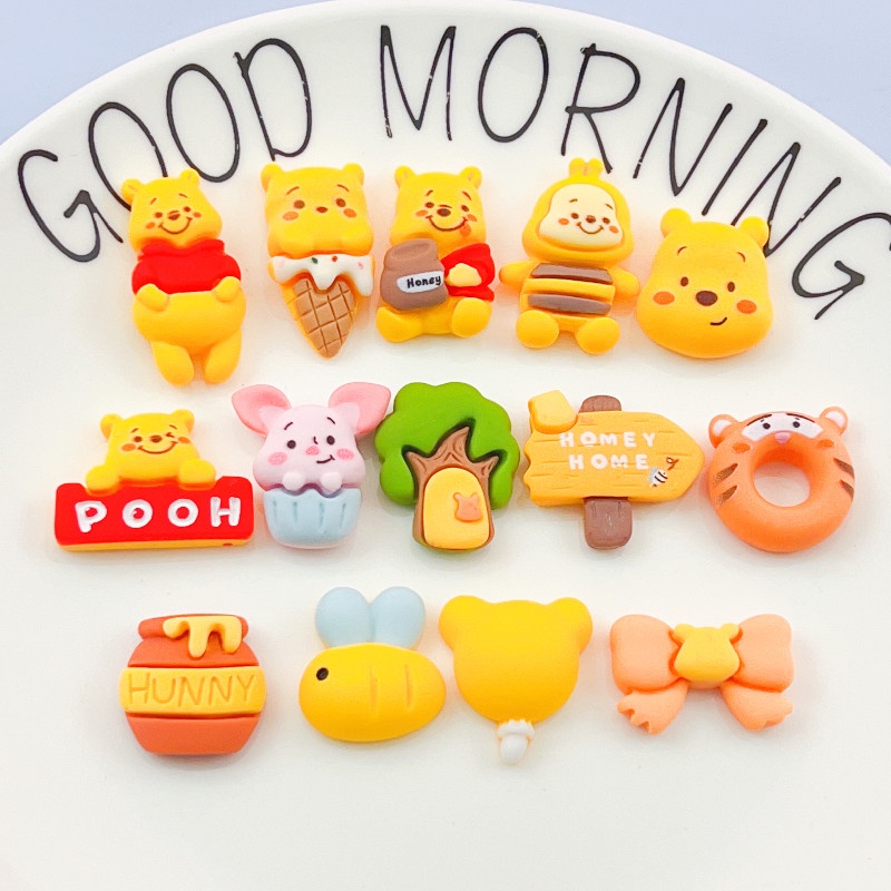 [3 @] For Jibbitz Crocs กิ๊บติดผม เรซิ่น รูปหมีพูห์ ผึ้ง สีชมพู แฮนด์เมด อุปกรณ์เสริม สําหรับเคสโทรศ