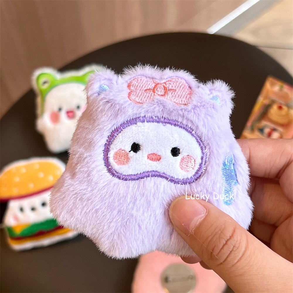 พร้อมส่ง เข็มกลัด รูปการ์ตูนหมีแพนด้าน่ารัก ขนาดเล็ก เหมาะกับของขวัญ สําหรับตกแต่งกระเป๋า