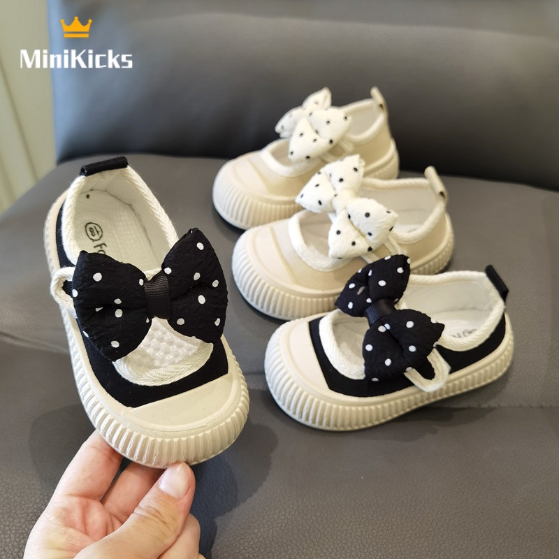 MiniKicks รองเท้าเด็กหัดเดิน มีกันลื่น รองเท้าเด็กผู้หญิง รองเท้าเด็กผู้ชาย น่ารัก 2023 NEW CYD24103MV 1Z240104