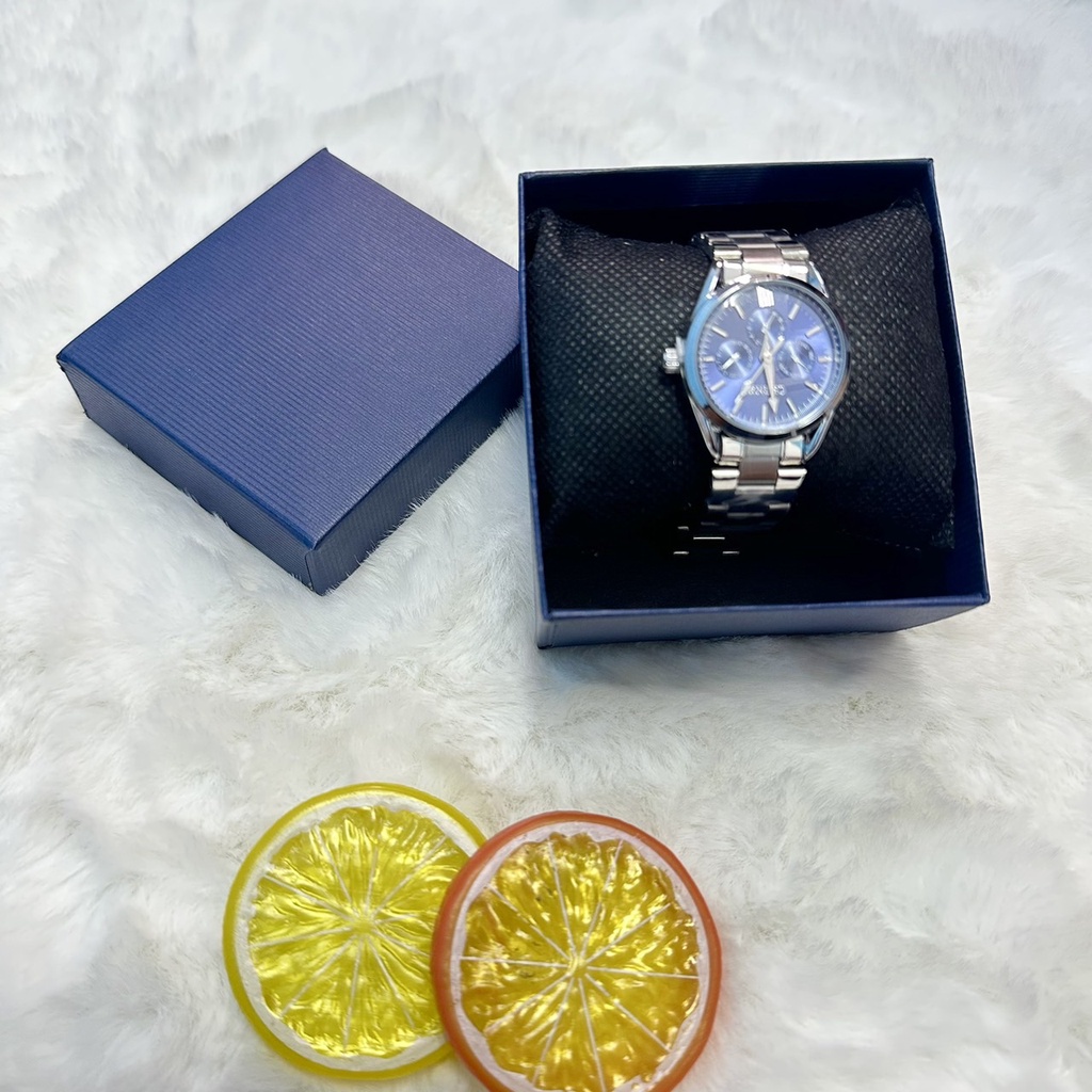 *พร้อมส่ง*กล่องนาฬิกา กล่องใส่นาฬิกา กล่องนาฬิกาพร้อมหมอน