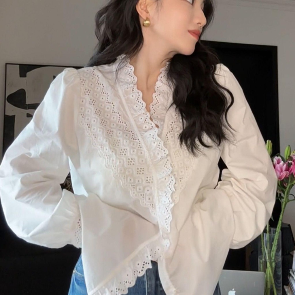 KOKO#เสื้อเชิ้ต แขนยาว ปักลูกไม้ฝรั่งเศส สำหรับผู้หญิง ฤดูใบไม้ร่วง 2025 ดีไซน์หลวม เสื้อคุณภาพสูง#W546
