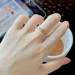 แหวนเพชรฝังพลอยสำหรับสตรี สไตล์แฟชั่นและเป็นของขวัญพิเศษ