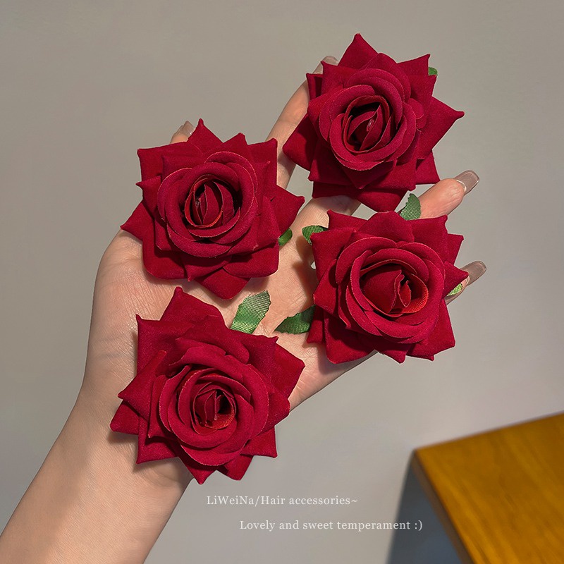 กิ๊บติดผมหน้าม้า รูปดอกกุหลาบ สีแดง สไตล์เรโทร แฟชั่นสําหรับผู้หญิง - รูปที่ 2