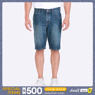 WRANGLER กางเกงขาสั้นผู้ชาย เอวกลาง ทรง BOSTIN SHORTS รุ่น WR S523MSHOF35 สียีนส์