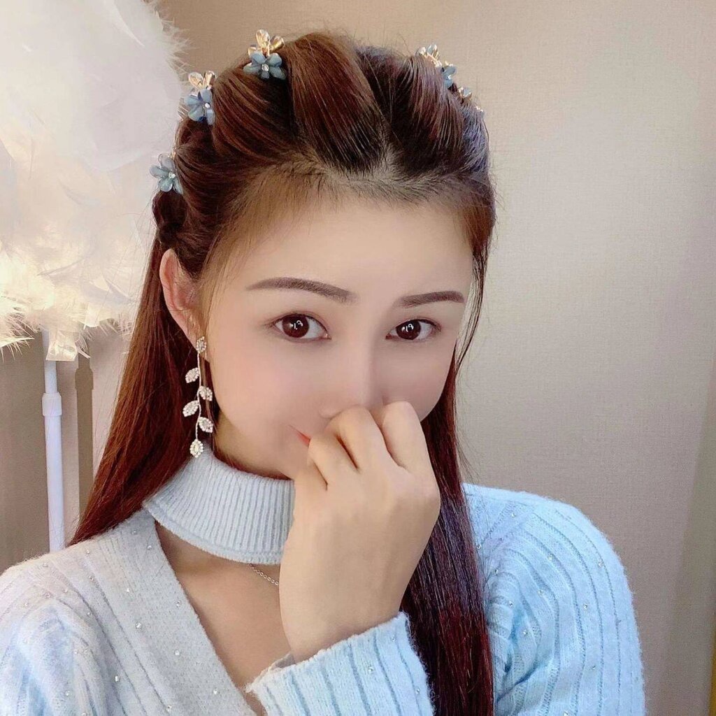 26CHAYA✨ 4 ดอก กิ๊บติดผม ดอกไม้ สีสวย กิ๊บตัวเล็ก สีสดใส - รูปที่ 2