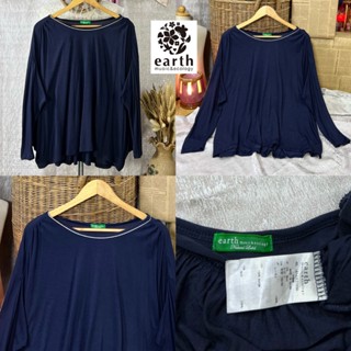 #... 6767 Earth music &amp; Ecology ไซส์ F เสื้อแขนยาว สี Navy สวยๆค่ะ สภาพ 95% ผ้าเรยอน นิ่ม เบา สบายค่ะ อก 40-50 ยาว 24 สวย