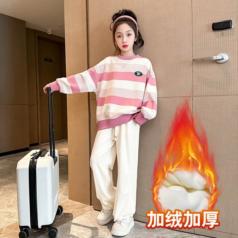 [ZY] พร้อมส่ง เสื้อกันหนาวแขนยาวลําลอง ผ้าฟลีซ แบบหนา ทรงหลวม ให้ความอบอุ่น แฟชั่นฤดูใบไม้ร่วง และฤด