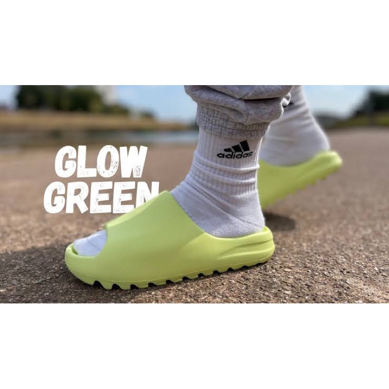 Adidas Yeezy Slide Glow สีเขียว รองเท้า new