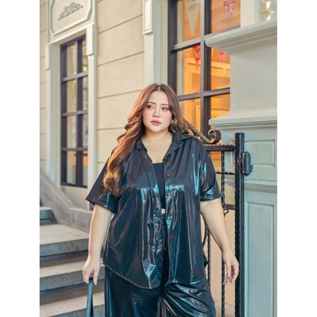 พร้อมส่ง พลัสไซส์ ชุดเซตเมทัลลิค เสื้อเชิ้ต+ กางเกงกระบอกใหญ่ มีกระเป๋าข้าง ใช้ผ้าดิสโก้ หยืดหยุ่นกำลังดี - รูปที่ 5