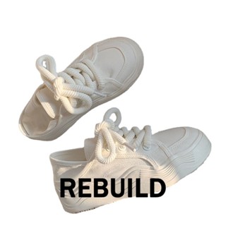 REBUILD รองเท้าผ้าใบผู้หญิง สีขาว พื้นหนา รองเท้าผ้าใบส้นสูงส้นหนา รองเท้าแฟชั่น ผูกเชือก 2023 NEW FYD2390RK1 37Z230913