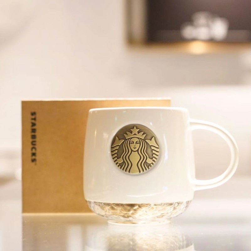พร้อมส่ง！แก้วกาแฟ Starbucks Mug Classic Copper Medal ถ้วยน้ำสำนักงานของขวัญปีใหม่ ของขวัญ ถ้วยกาแฟ Starbucks ที่สวยงาม