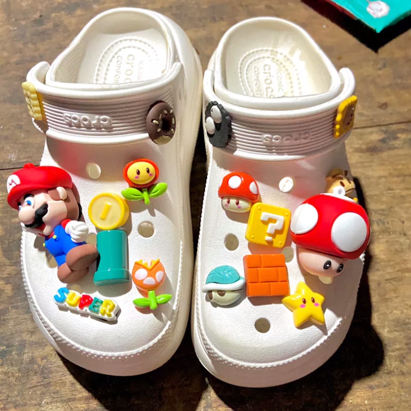 ชุดอุปกรณ์ตกแต่งรองเท้า Crocs Pins Super Mario Game Jibitz Charm Mushroom Shoe Charms Bowser Luigi Jibits สําหรับเด็ก