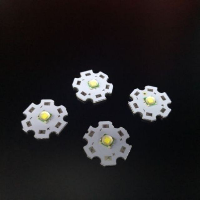 XM-L T6 LED Emitter 6000K หลอดไฟสีขาว (3.0~3.7V)