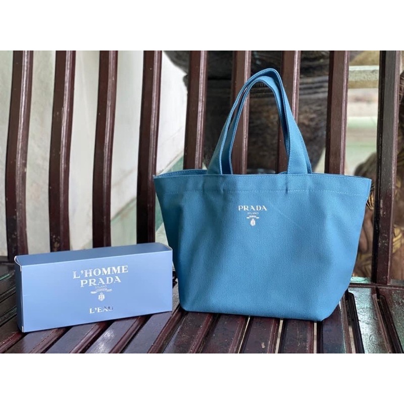 ร้านขายกระเป๋า กระเป๋าถือ Prada Milano L'Homme Blue Mini Handbag With Original Box Counter VIP GIFT