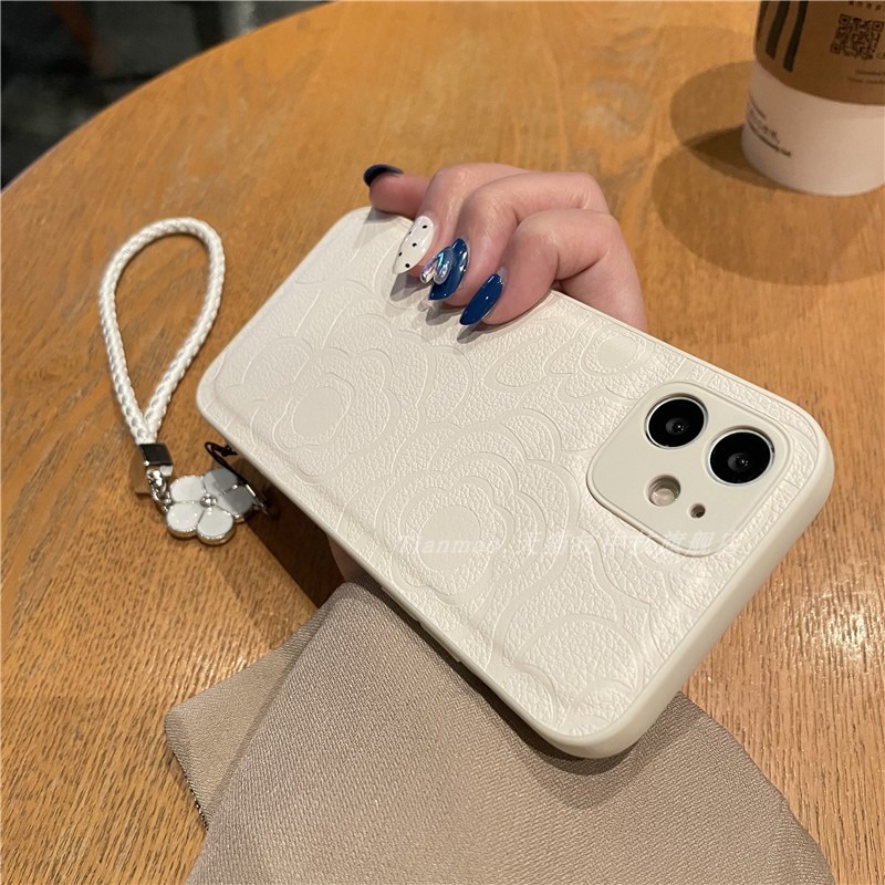Camellia รูปแบบหนังสีขาว Hard Case + Strap สําหรับ iPhone 16 15 14 13 12 11 17 17Pro 17Promax 17Air