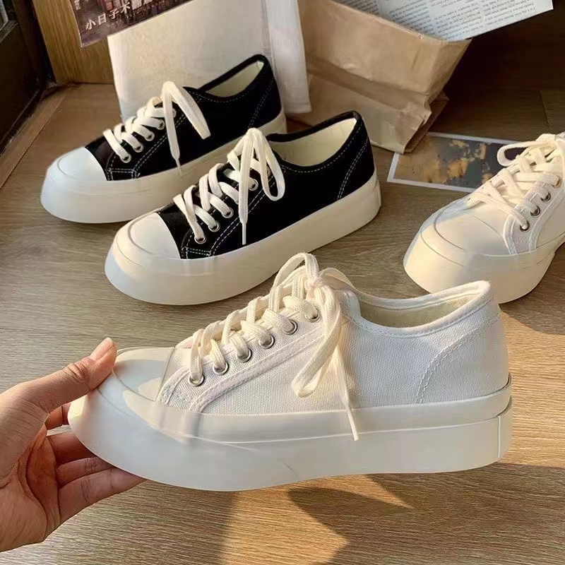 รองเท้าผ้าใบนักเรียนสไตล์เกาหลี รองเท้าผ้าใบสีขาว ใส่ได้ทั้งชายและหญิง สไตล์ผูกเชือก น้ำหนักเบา