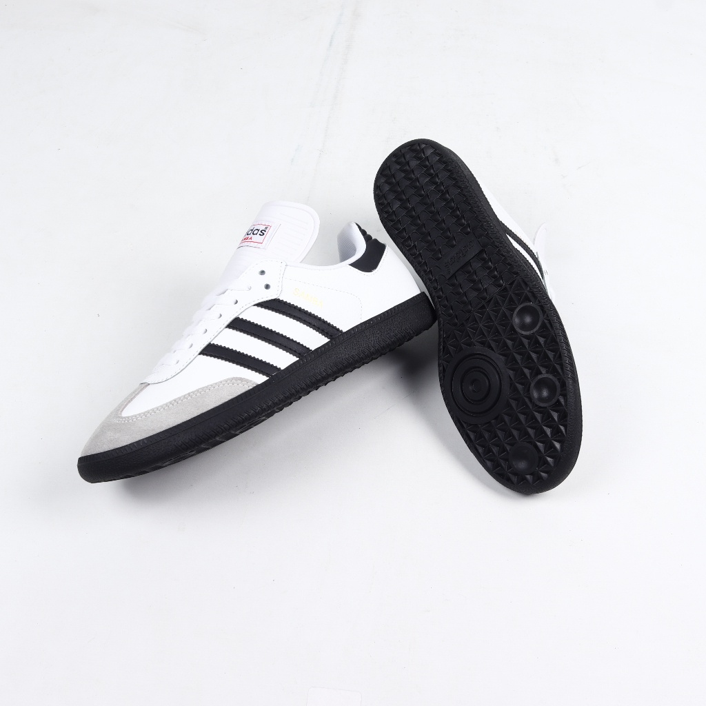 Adidas Samba Classics รองเท้าผ้าใบสีขาวดำ Classic