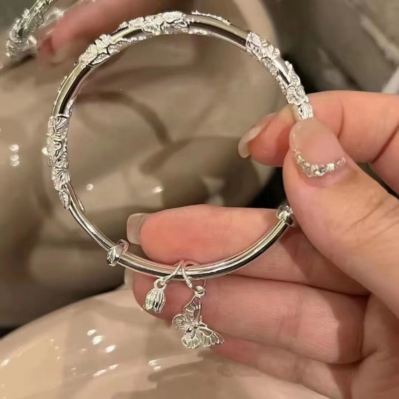 สร้อยข้อมือเงิน ผีเสื้อ หัวใจ แฟชั่นเกาหลี ปรับความยาวได้ สําหรับผู้หญิง