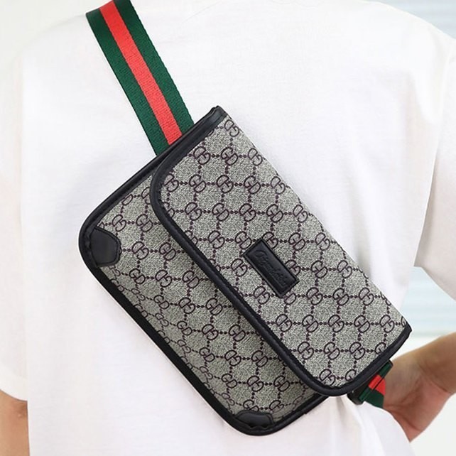 Classics Mens Crossbody Bag Casual Shoulder Bag High Quality Vintage Classic Wallet Handbag Fashion Europe America