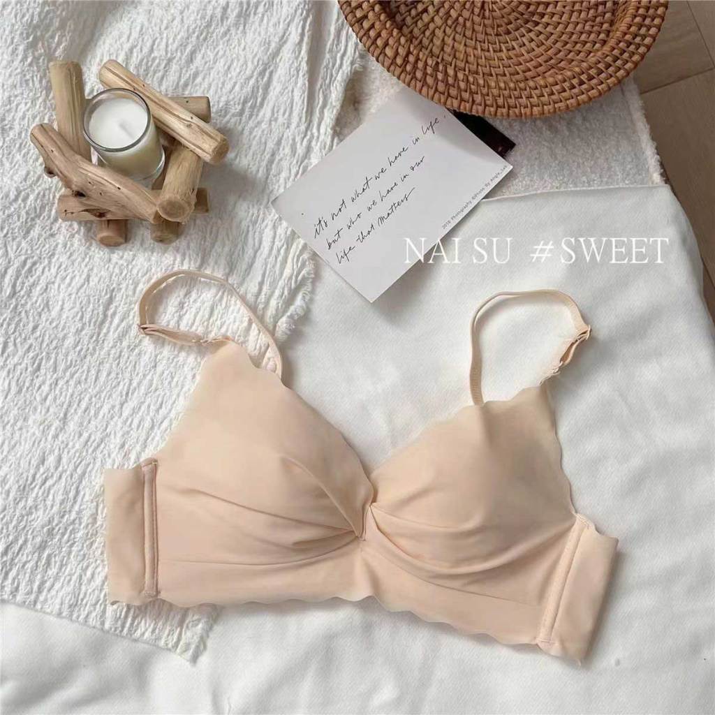 พร้อมส่ง เสื้อในเเฟชั่นสำหรับผู้หญิง  เสื้อชั้นใน​ ไร้โครง - รูปที่ 4