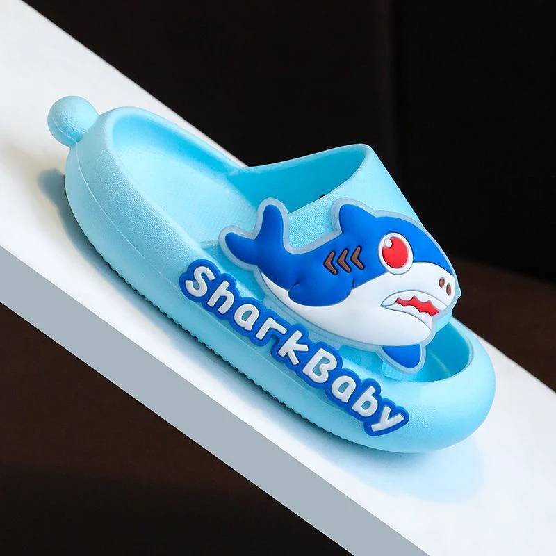 🎈🎈รองเท้าแตะชายหาด กันลื่น ลายฉลาม 3d แฟชั่นฤดูร้อน สําหรับเด็กผู้ชาย และเด็กผู้หญิง🎈🎈พร้อมส่ง