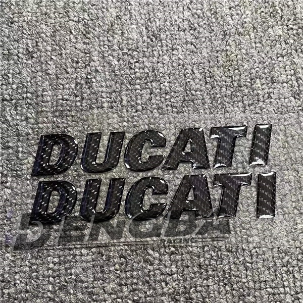 สินค้าใหม่ สติกเกอร์ฟิล์มคาร์บอนไฟเบอร์ ลายโลโก้ DUCATI V2 V4 959 821 สําหรับติดตกแต่งถังน้ํามันเชื้อเพลิง