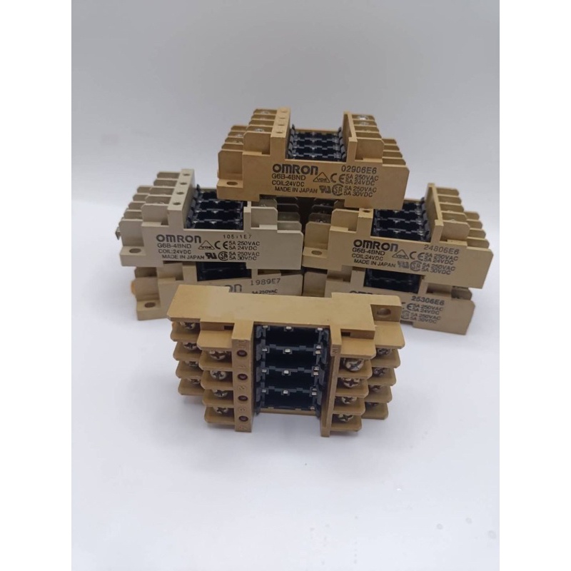 ฐานมือ2 ขายตามสภาพภาพ/ โมดูลรีเลย์พาวเวอร์ G6B-4BND G6B-47BN G6B-4CBDC24V  G6B-47BND  เฉพาะฐาน ล้างส