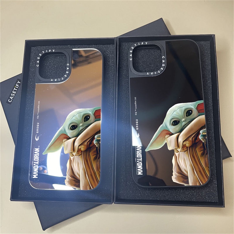 Casetify X Grogu เคสโทรศัพท์มือถือแบบแข็ง ผิวด้าน ลายโลโก้แกะสลักด้านข้าง สีดํา สีเงิน พร้อมกล่อง สําหรับ IPhone 15 14 13 12 Pro Max Plus