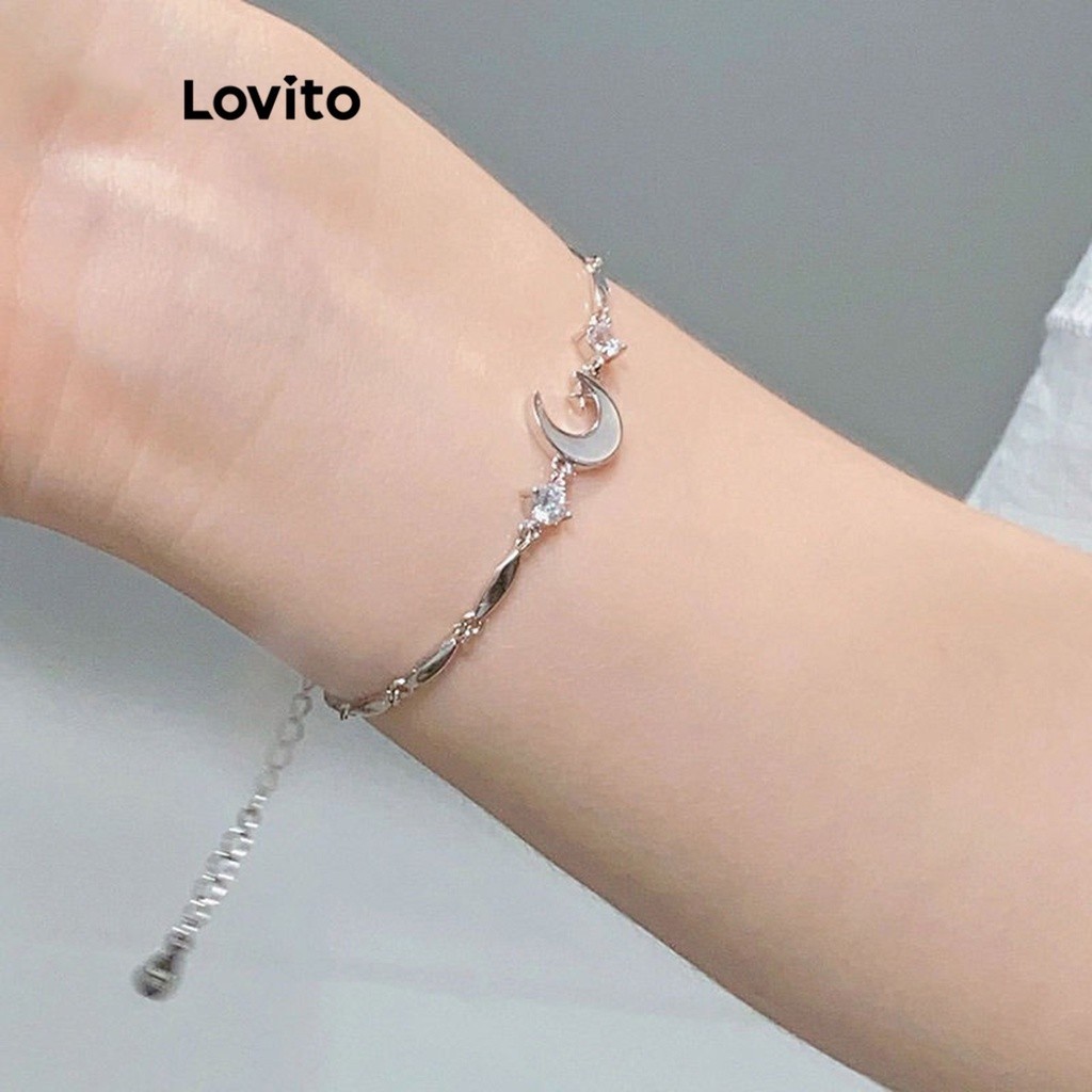 Lovito สร้อยข้อมือผู้หญิง ลายพระจันทร์ แต่งไรน์สโตน สไตล์ลำลอง LFA13572