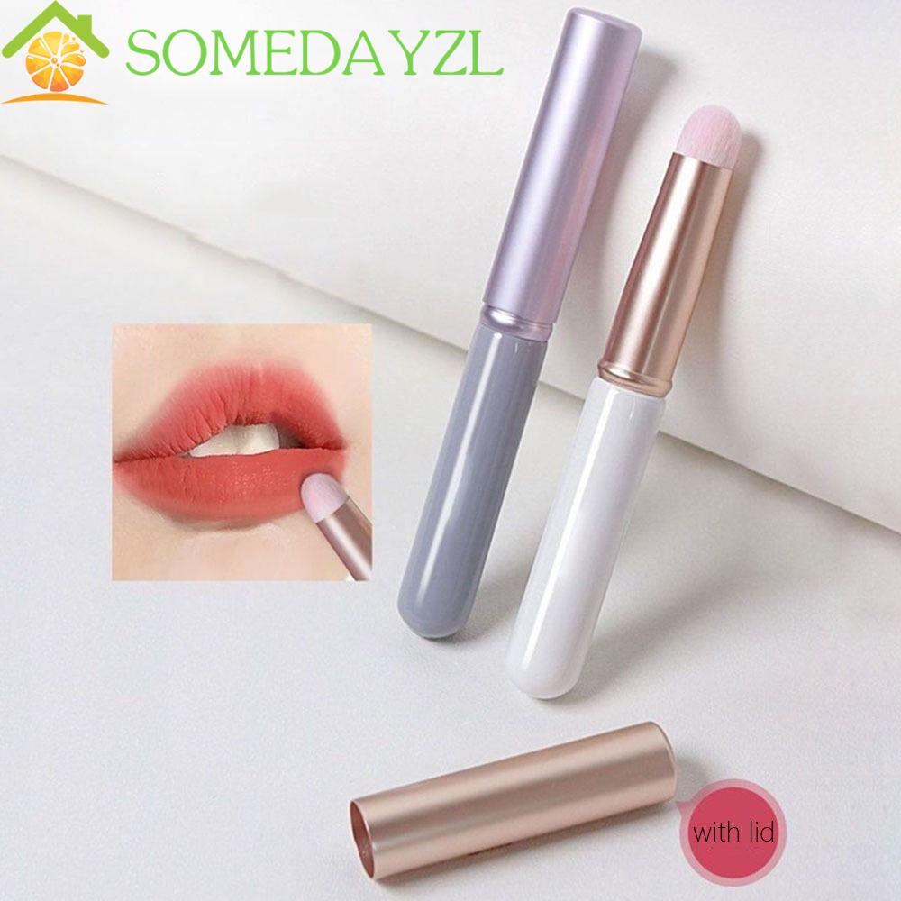 Somedayzl แปรงทาลิปสติก หัวกลม แปรงคอนซีลเลอร์ ขนาดเล็ก สีขาว และสีม่วง เครื่องมือความงาม แปรงลิปกลอส แบบพกพา ไฟเบอร์เทียม แปรงเกลี่ยลิปสติกผู้หญิง