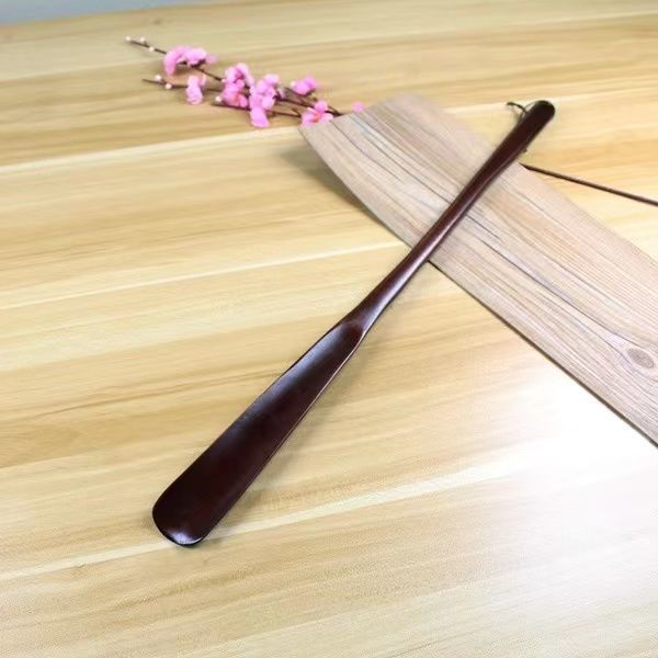 ♚แตรรองเท้า♚ ไม้เนื้อแข็ง Shoehorn ในครัวเรือนด้ามยาวผู้สูงอายุหญิงตั้งครรภ์ไม่โค้งงอกว่า Shoehorn สวมใส่รองเท้า Handy เครื่องมือไม้ Sho