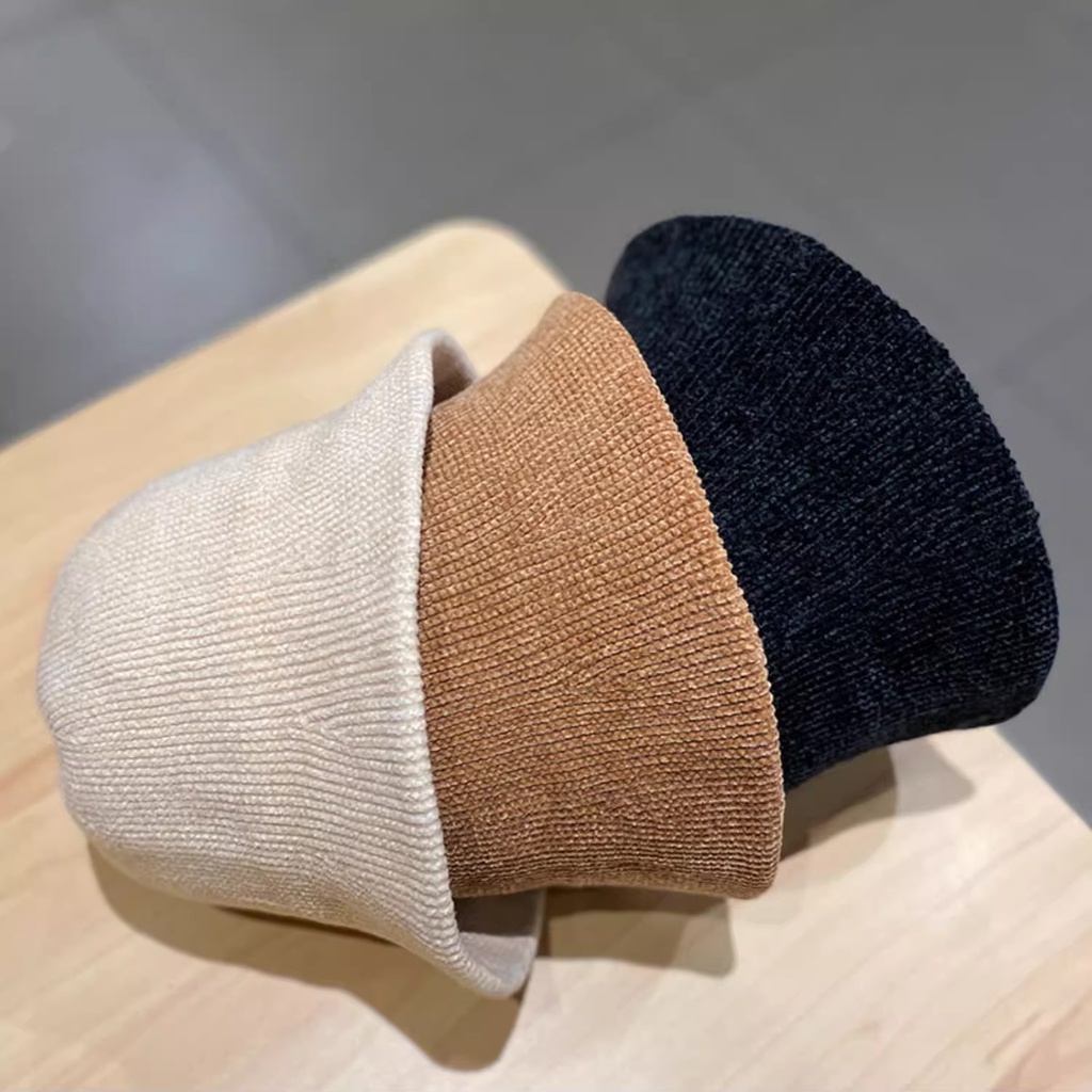 พร้อมส่ง  หมวกไหมพรม  งานร่องเล้ก ปีกแคป แฟชั่นวินเทจ