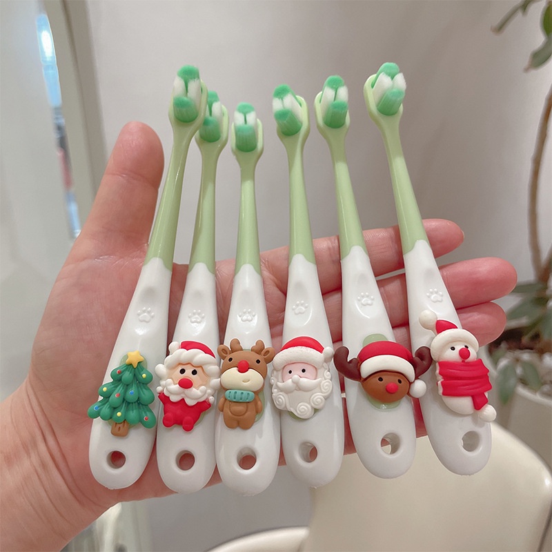 ของขวัญคริสต์มาส☃️ แปรงสีฟันเด็ก ขนแปรงนุ่ม เหมาะสำหรับลูกน้อยวัยน่ารักอายุ 1-12 ปี