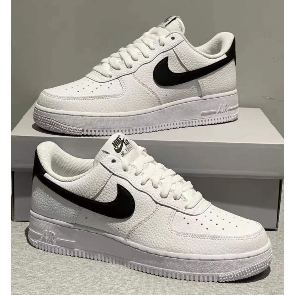 สินค้าลิขสิทธิ์แท้ Nike Air Force 1 Low White and  Black รองเท้ากีฬา รองเท้าลำลอง สำหรับขาย